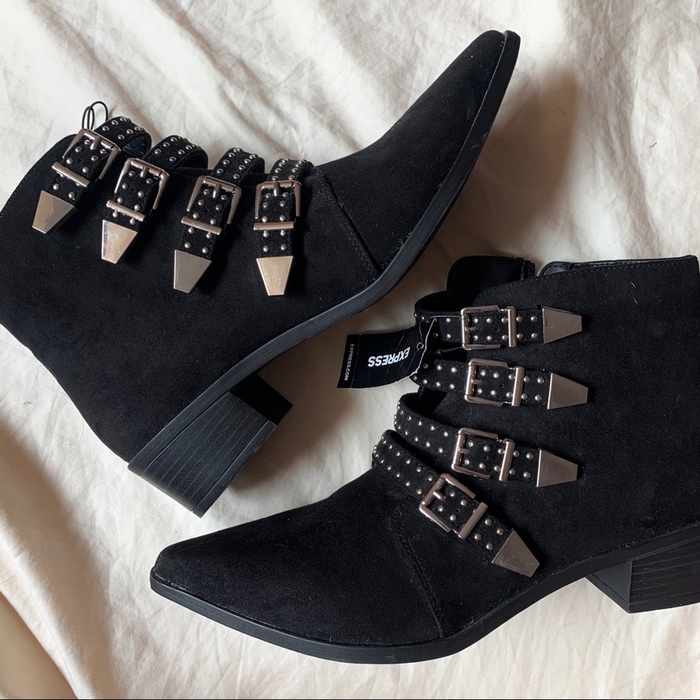 NWT black ankle booties with buckle detail
